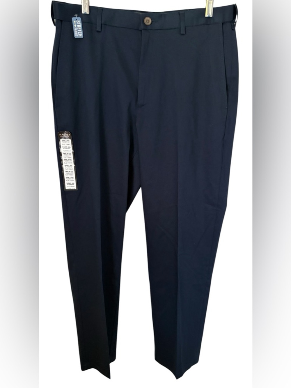 Haggar Men's Navy No Iron Khakis Classic Fit Size 34 x 32. NWT